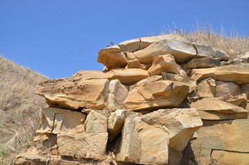 Edgy stones