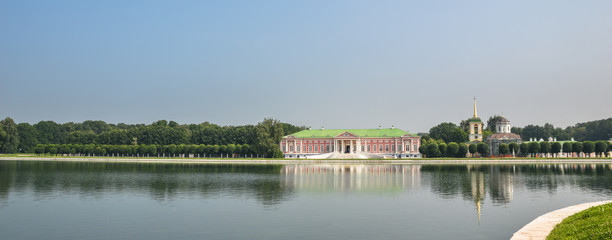 Fototapeta na wymiar Kuskovo, Moscow. View of the palace 