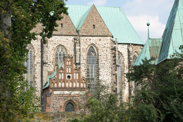 Magdalenenkapelle und Sankt-Petri-Kirche in Magdeburg, Sachsen-Anhalt