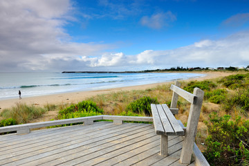 Australia Landscape : Great Ocean Road - Morning sea on the beach at Apollo Bay