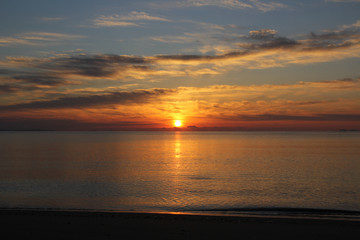 顔を出した初日の出 #4