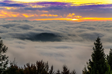 Wschód słońca na Jaworzynie Krynickiej 1114 m.n.p.m.Beskid Sądecki ,małopolska,Polska.