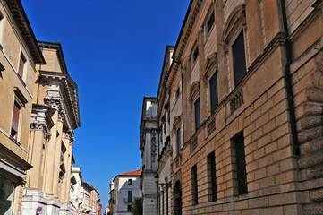 Fototapeta na wymiar Vicenza, palazzi di Corso Andrea Palladio