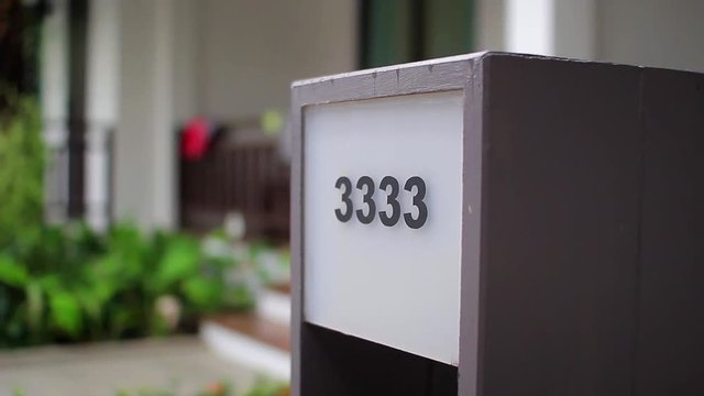 Room 3333, a pointer, numbers