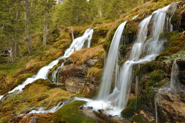 Fototapeta na wymiar Wasserfall im Lungau