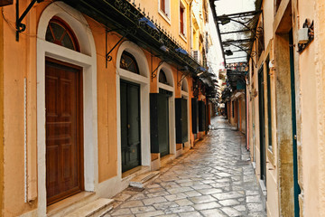 Fototapeta na wymiar The alleyways in Corfu, Greece