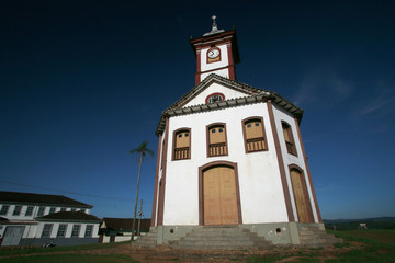 Fototapeta na wymiar colonial church in serro, minas gerais, brazil