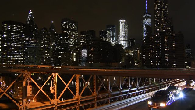 Vehicles by brooklin bridge