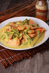 malaysian prawn in spicy coconut milk gravy