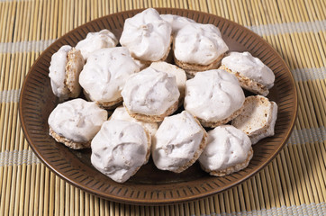 Meringue cookies with nuts