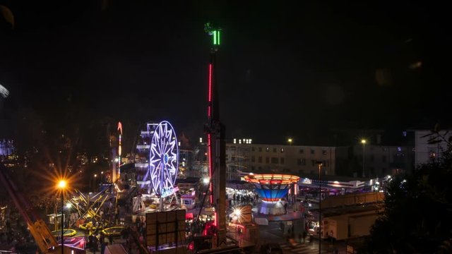 A view of the luna park by night