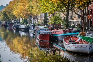 Plexiglas foto achterwand Beautiful canals in Amsterdam, the Netherlands © Melinda Nagy