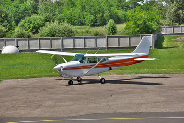 Light private plane