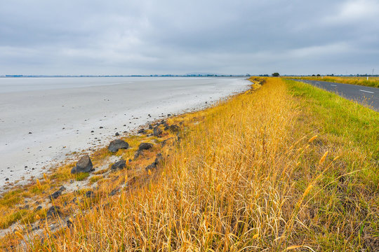 Australia Landscape : Dried salt lake in Colac, Victoria