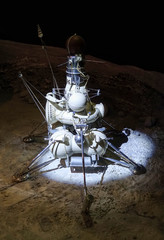 Lunar station © molotok289