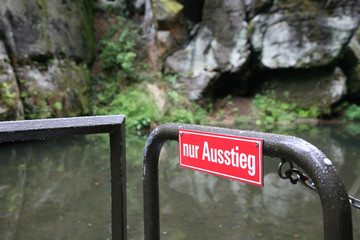Fototapeta premium Bootsausstieg an der Kirnitzsch