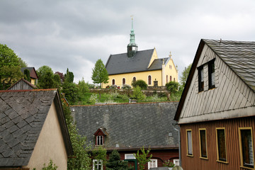 Fototapeta na wymiar Kirche in Hinterhermsdorf
