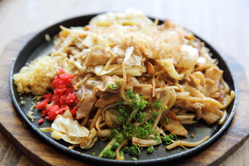 Japanese cuisine, fried noodles Yakisoba
