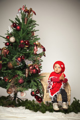 kleiner Wichtel klatscht in die Hände