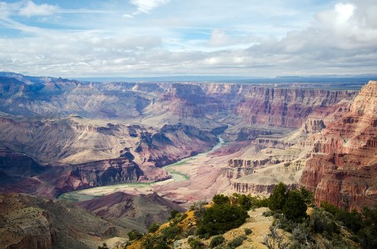 Magnificent view of the Grand canyon at the end of the afternoon