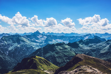 Fototapeta na wymiar Scenic vista of white clouds over the German Alps