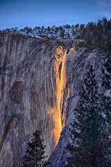 Tuinposter Sunset makes Horsetail Falls in Yosemite look like a lava flow February 2016 © david