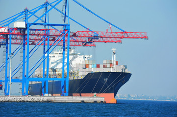 Port cargo crane, ship and container