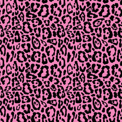 Fototapeta premium Pink leopard, jaguar seamless pattern. Animal design. Vector illustration background