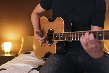 Obraz premium Young man composing music.