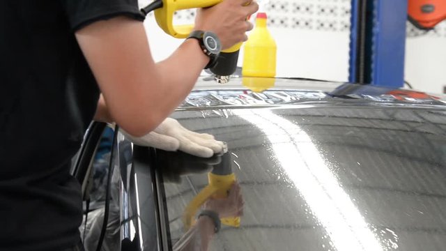 Technicians automotive films.