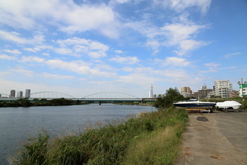 Fototapeta na wymiar 多摩川からの風景