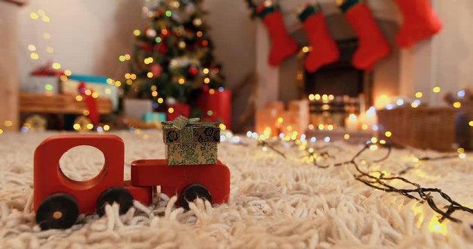 Toy car carrying gift box