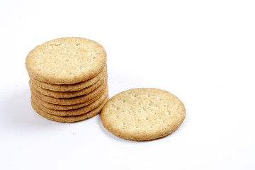 Organic whole wheat crackers .