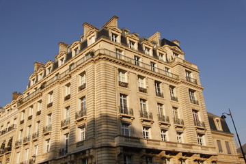Fototapeta premium Immeuble ancien à Paris