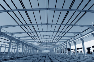 Steel structure workshop is under construction