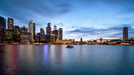 Fototapeta na wymiar panorama of Singapore city skyline