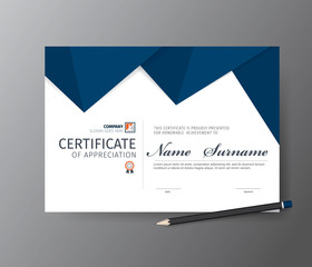 Fototapeta premium Vector template for certificate or diploma