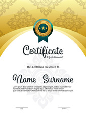 Certificate of achievement with classic gold element