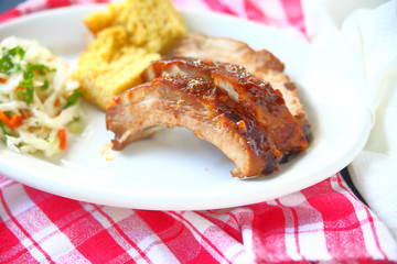 Barbecued rib platter with coleslaw	