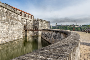 Fototapeta na wymiar Colonial fortifications of Havana, Cuba