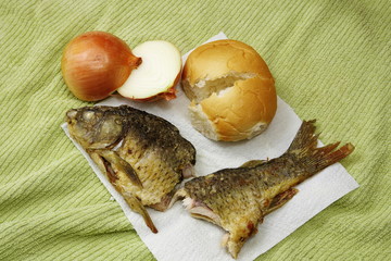 Fish, bread and onions.