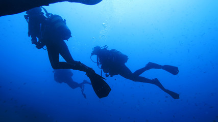 Fototapeta na wymiar Scuba diving. sunken ship