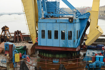 Fototapeta na wymiar cabin of a construction crane.