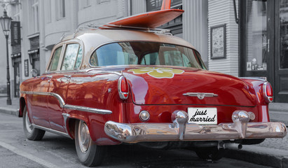 Old veteran wedding car, cuba