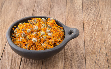 Calendula flower petals for medicinal use