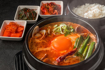 スンドゥブチゲ　韓国の豆腐料理　 Gourmet of Sundubu Korea
