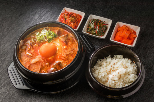 スンドゥブチゲ　韓国の豆腐料理　 Gourmet of Sundubu Korea