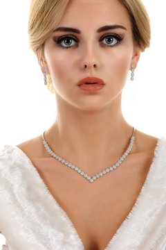 Beautiful belonde girl with luxury jewellery