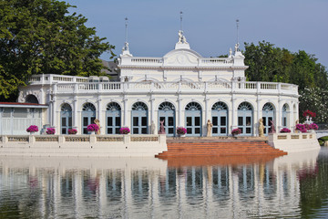 Naklejka premium European villa and pond / A view of European villa and a pond in Thailand park, Ayutthaya 
