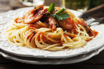 Italian spaghetti with prawns